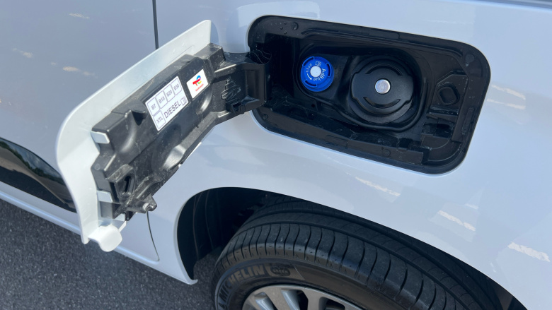Peugeot Partner Standard Diesel 1.5 BlueHDi 100 Asphalt Van